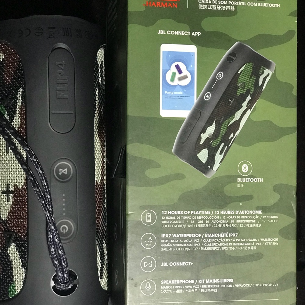 JBL FLIP4 Portable Bluetooth Speaker (camo color)